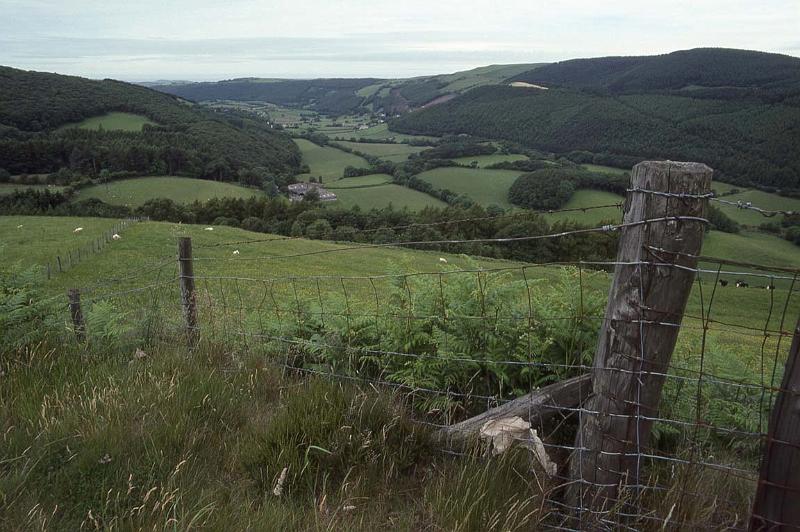 RWT 0307 335-22 UK Wales View.jpg